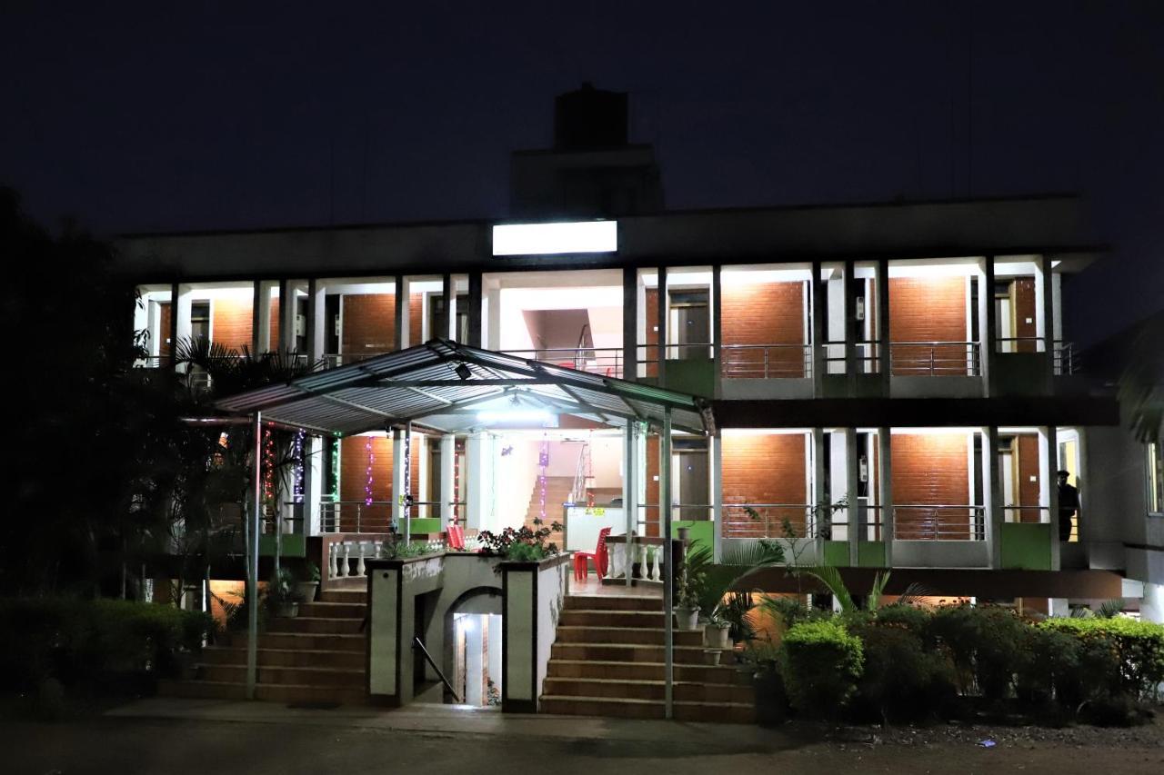 潘奇加尼 河宫旅馆酒店 外观 照片